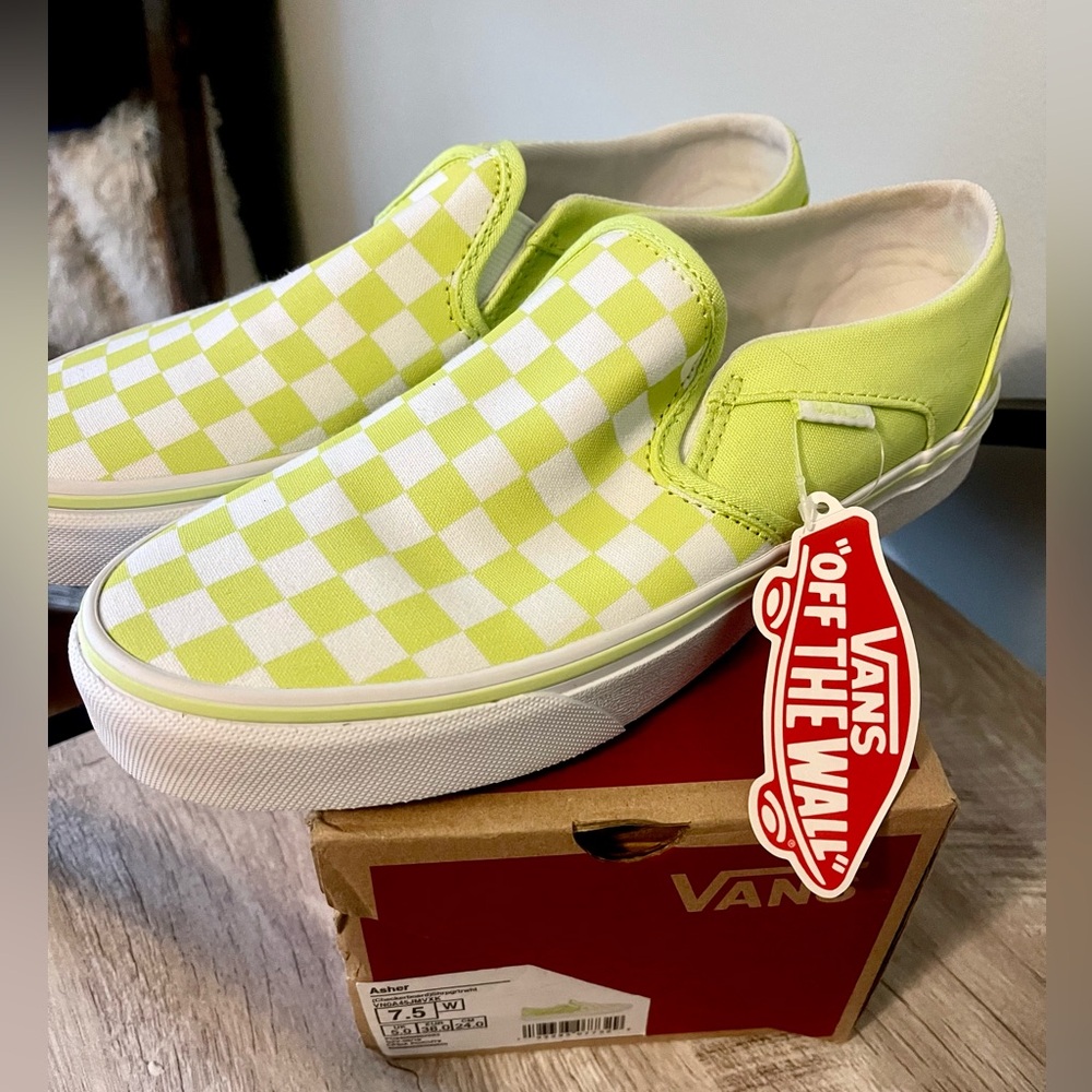 NWT Women’s Asher Vans Lime Green Checkerboard
